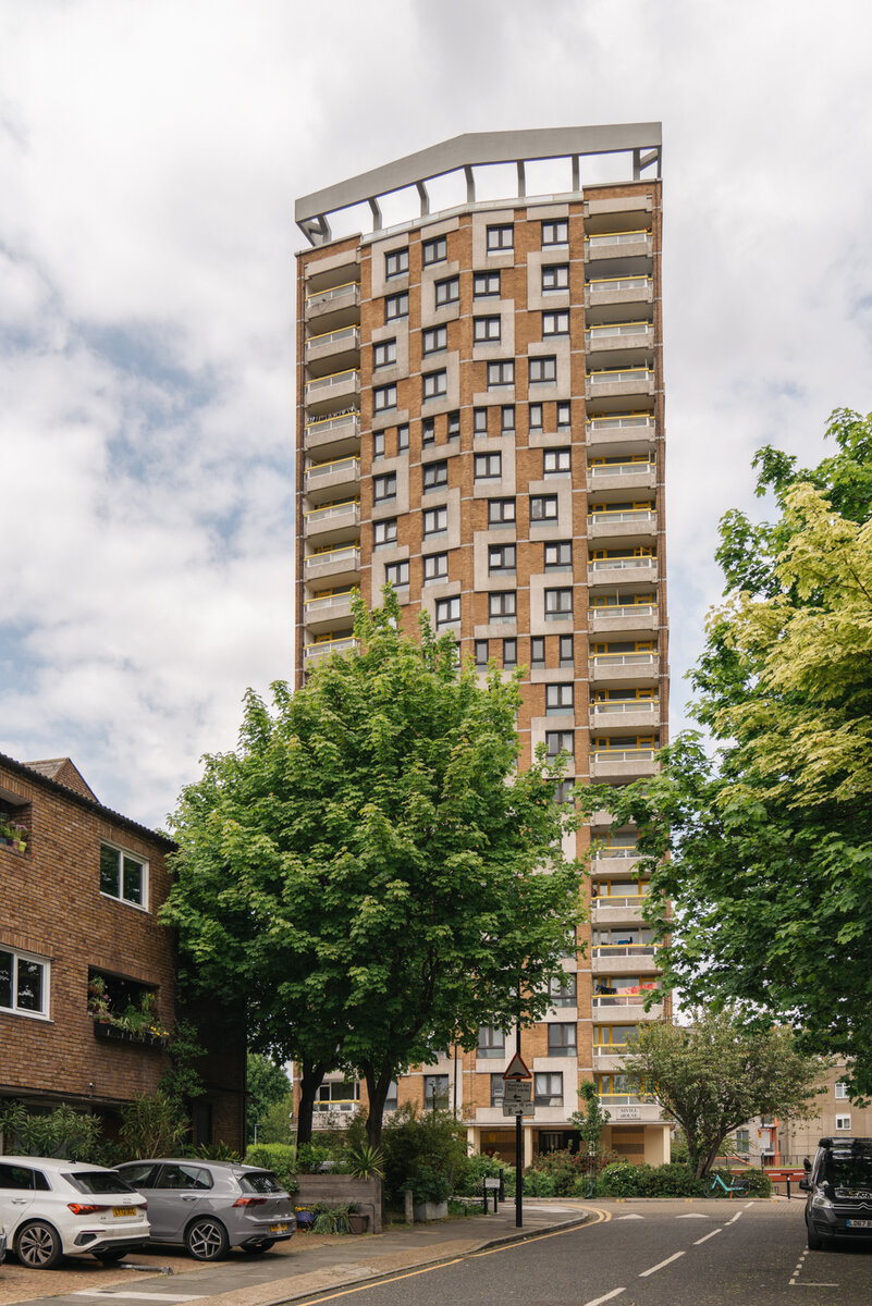 Дом Sivill House стоит на Коламбиа-роуд в Шордиче.