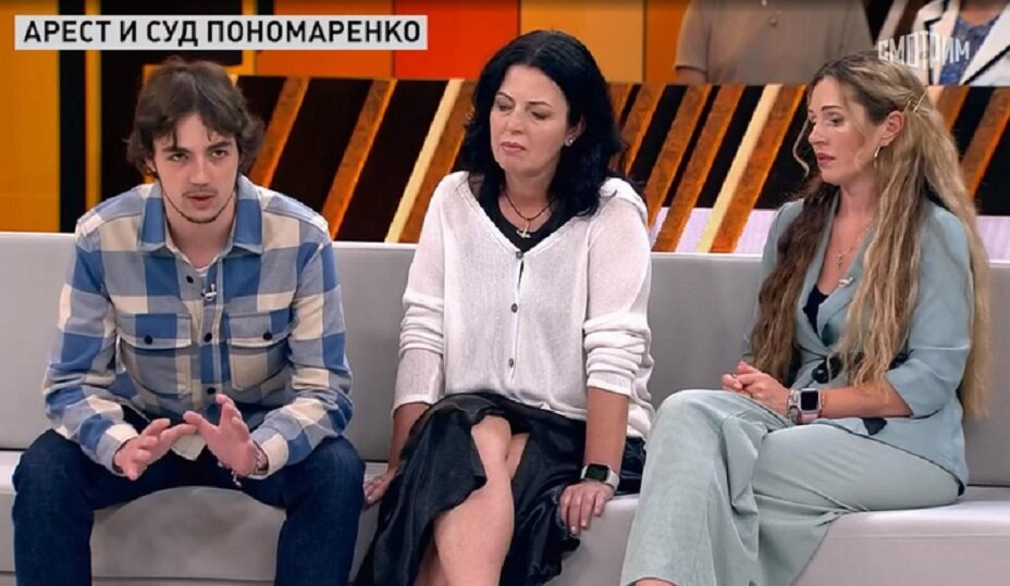    Герман Пономаренко пришел в студию с матерью Анной и сестрой ЛюбовьюКадр из видео