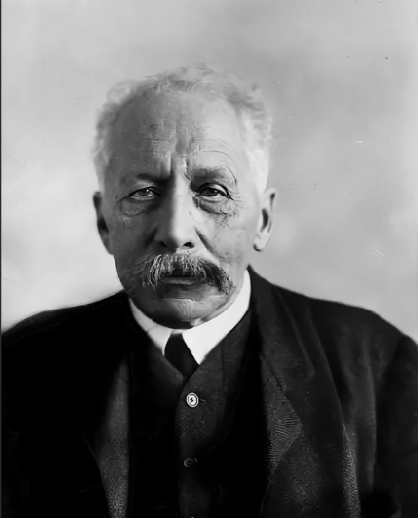 Уильям Бэтсон (1861-1926). Источник фото - https://www.peoples.ru/science/biology/william_bateson/