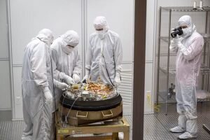    вскрытие капсулы OSIRIS-REx