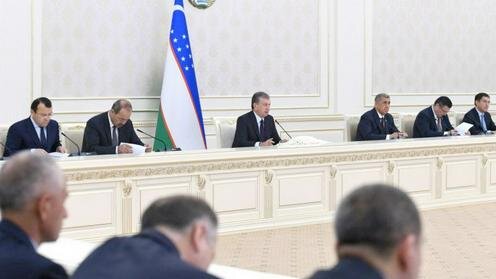  Совещание об исполнении бюджетных прогнозов. Фото пресс-службы президента Узбекистана