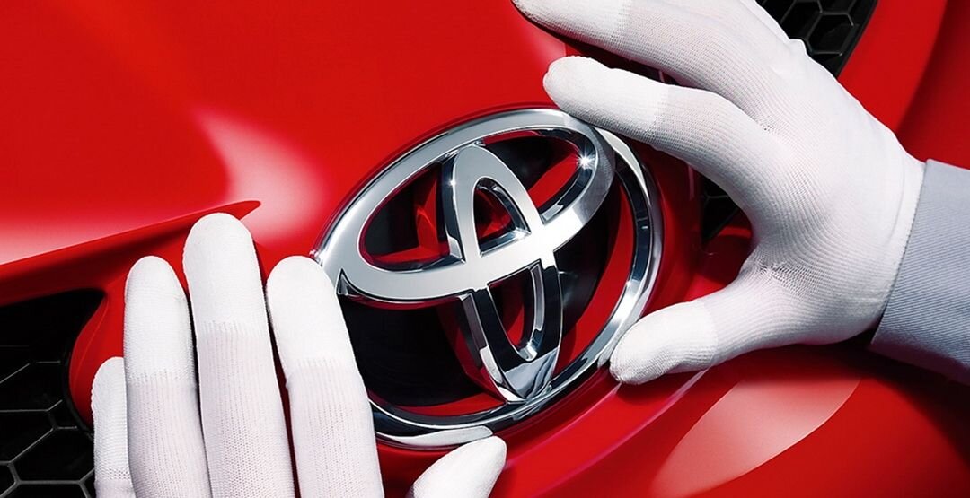 фото: http://auto-news24.ru/wp-content/uploads/2015/12/16014-1451070696-prodazhi-toyota-motor-v-yanvare-noyabre-snizilis-na-1-do-921-mln-avtomobiley.jpg