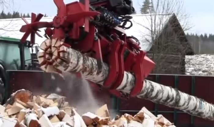 Помогают в этом машины.