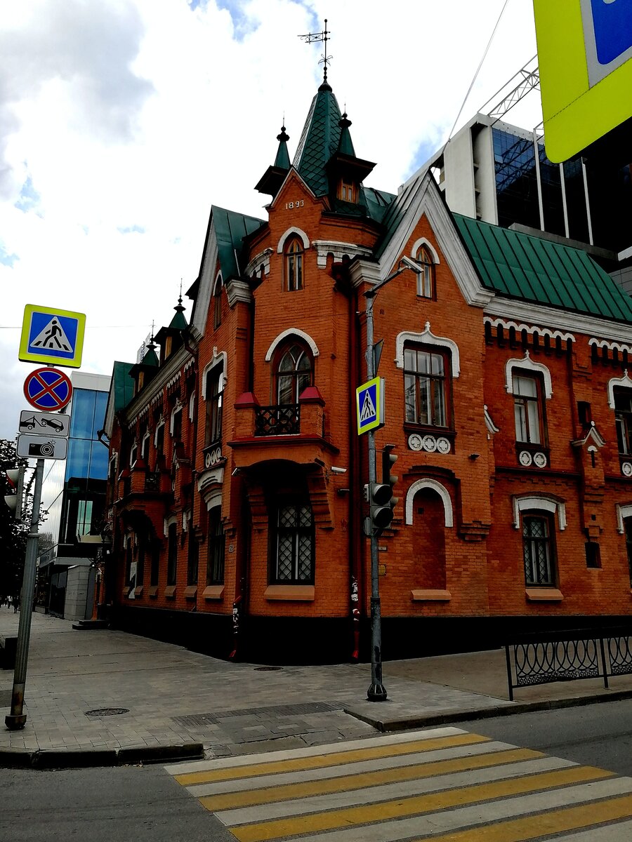 Вид с Крепостного переулка