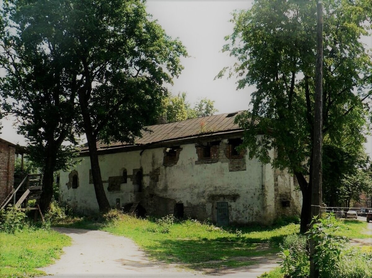 Дворец бракосочетания псков. Особняк лавриновского (1908г. Дом сутоцкого на романовой горке. Псков. Дворец псков.