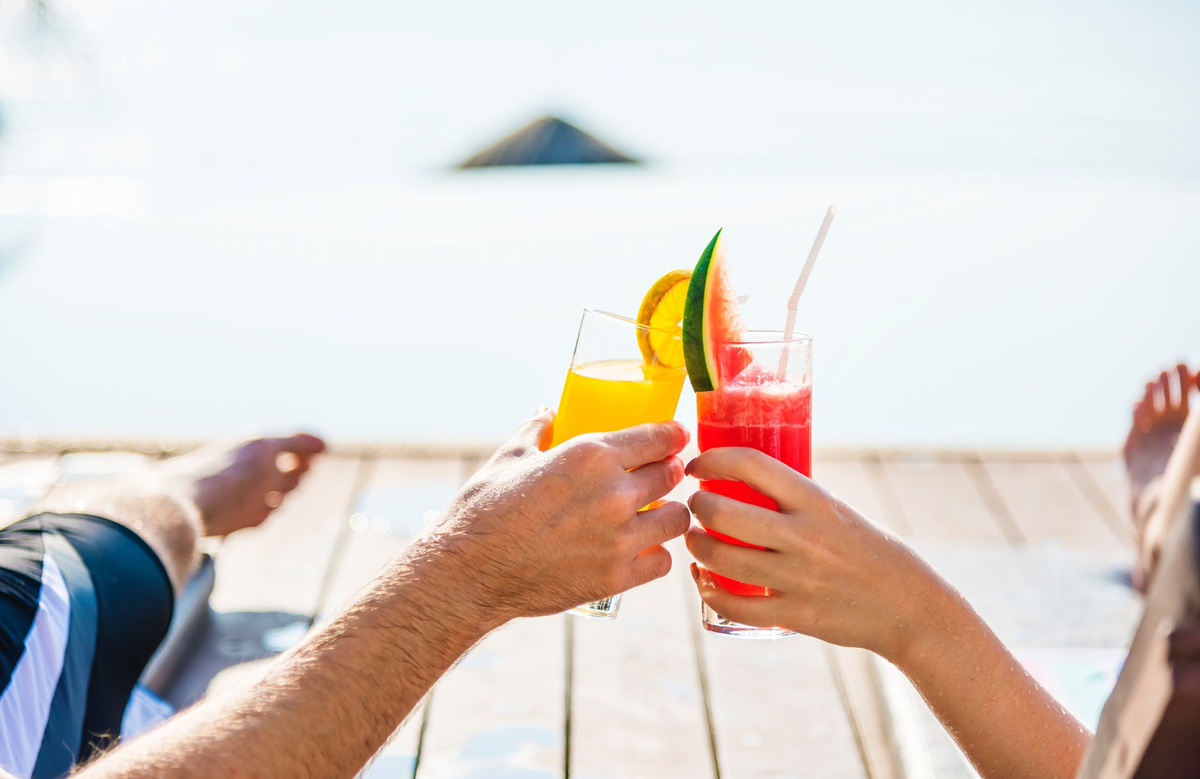 https://www.pexels.com/photo/woman-and-man-toasting-drinks-1332194/
