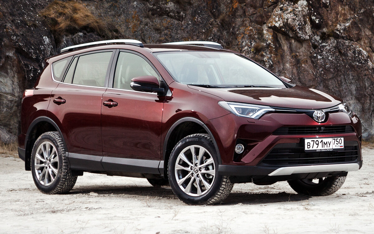 Тойота РАВ4 технические характеристики. Toyota RAV4 комплектации и цены фото.