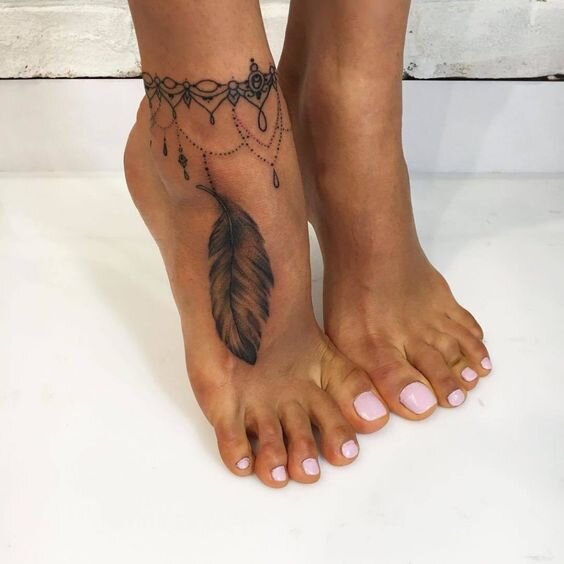 Татуировки на ногах для девушек и мужчин | Crazy Tattoo | Дзен