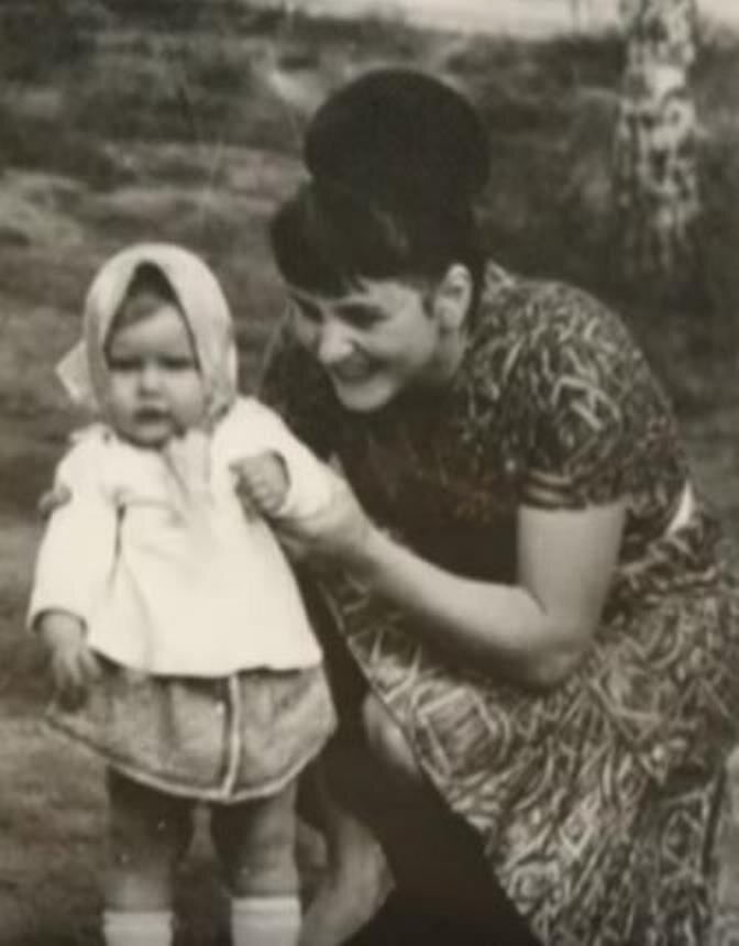 Марина Зудина в детстве