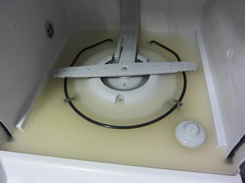 В посудомойке не уходит вода. Не сливает посудомоечная машина Bosch. Посудомоечная машина бош не сливает воду.