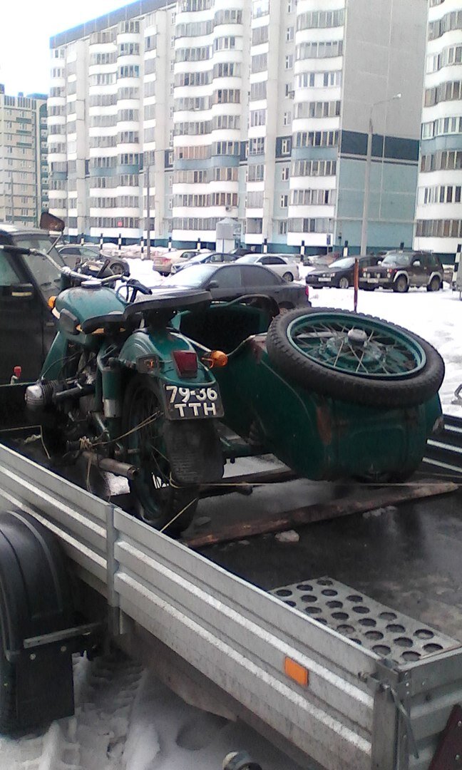 Урал на прицепе