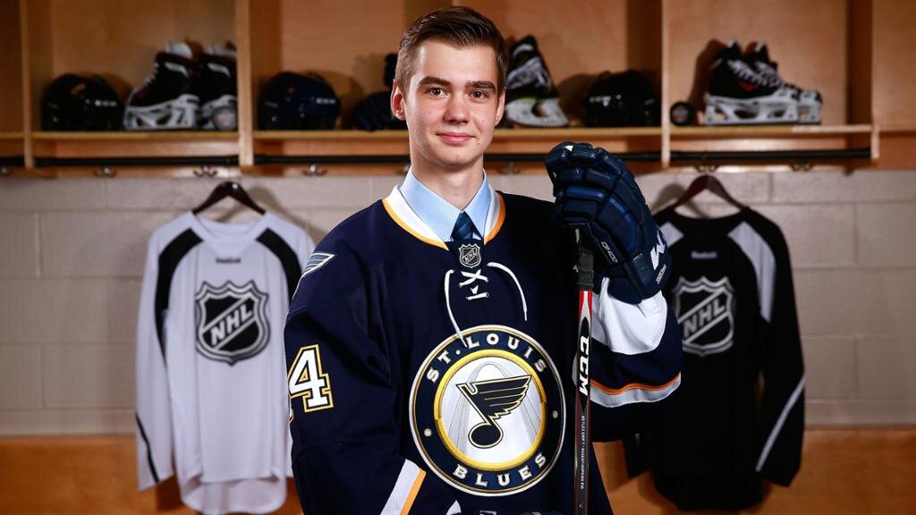 Летунов, фото с драфта, nhl.com