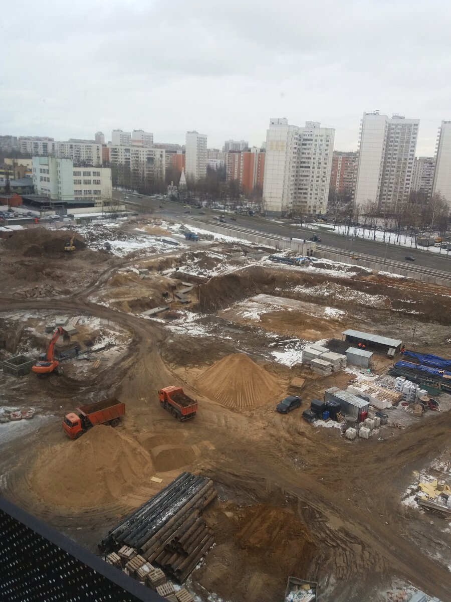 Стадия строительства -котлован