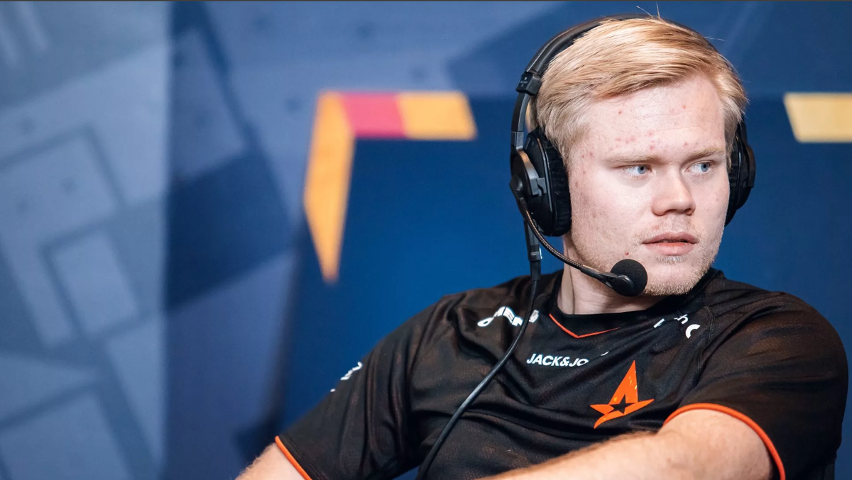 Топ hltv cs go. Magisk астралис. Мэджик КС го игрок. Magisk 2018 CS go.