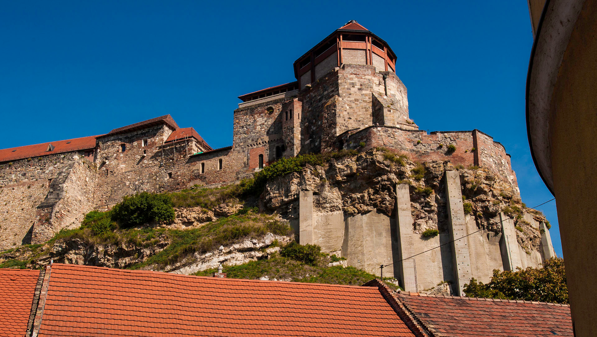 Эстергомский замок. Фото: Krischneider Péter