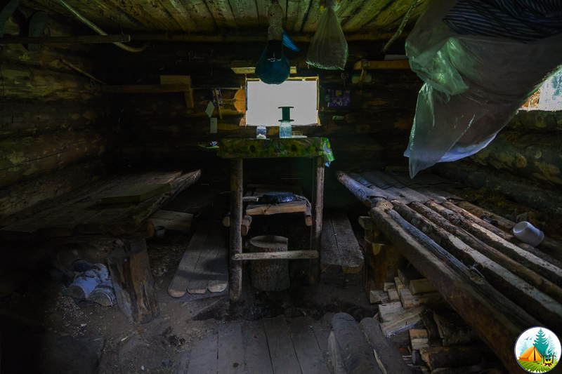 землянка внутри