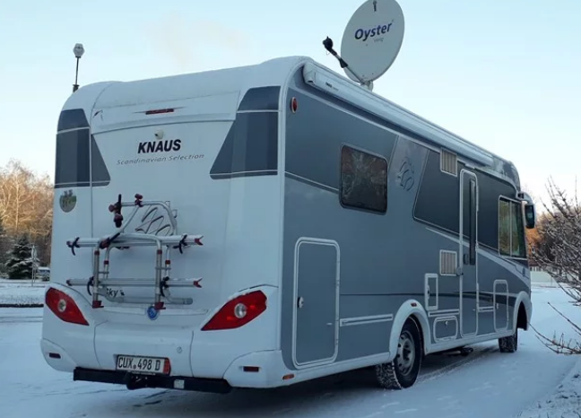 Зимний кемпер. Knaus автодом. Knaus Sky i 700 LX. Зимний автодом. Зимние Кемперы.