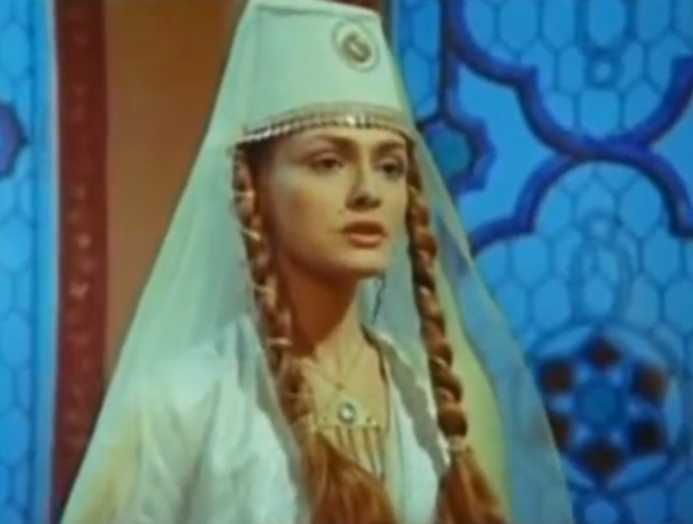 это она уже Роксолана-Хурем