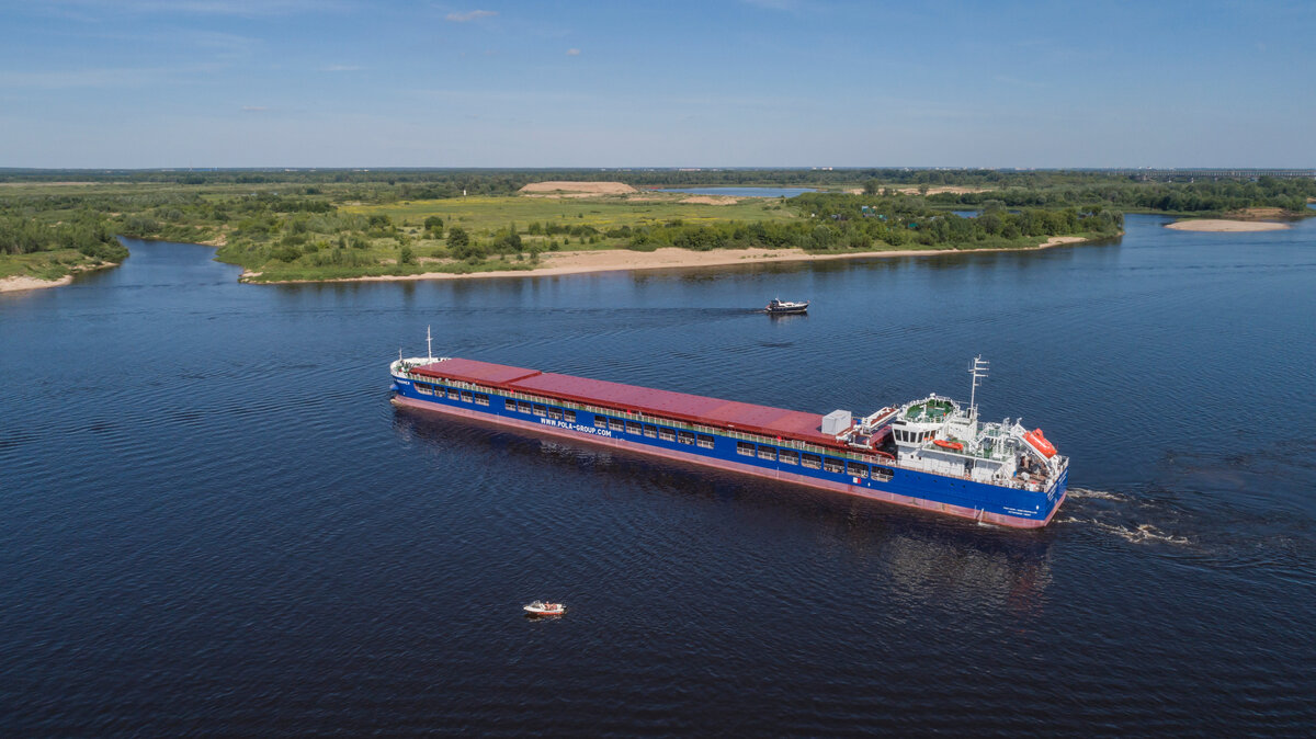 Судоходные реки. Водный транспорт России. Судоходство в России. Речное судоходство в России. Ока Речной транспорт.