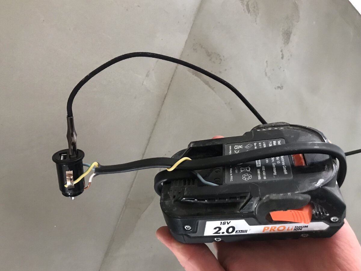 Зарядка телефона от аккумулятора