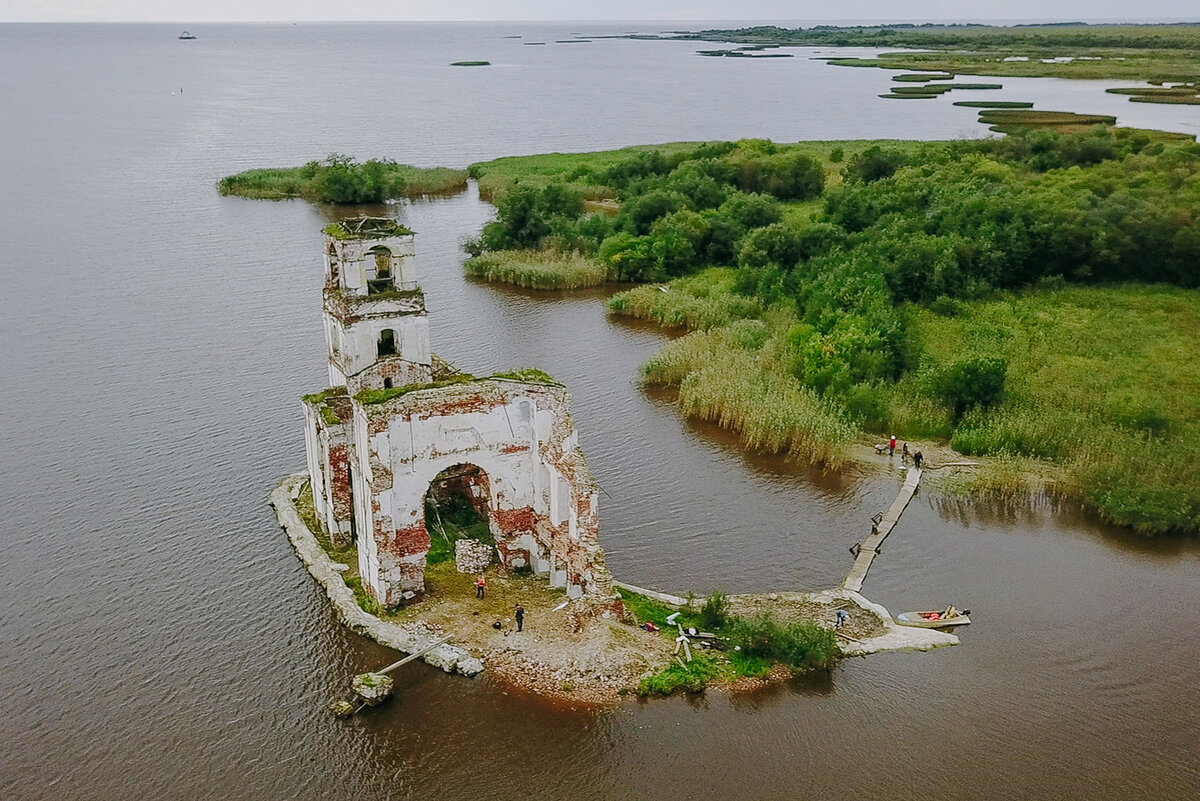 Затопленные деревни рыбинского водохранилища фото под водой