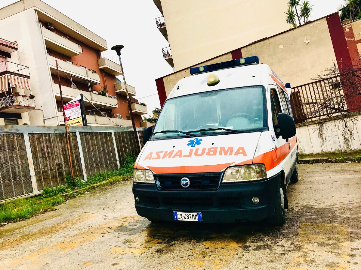 Эксперимент мирового масштаба продолжается. Кто-то дорожит своими гражданами, а кто-то оставил все как есть