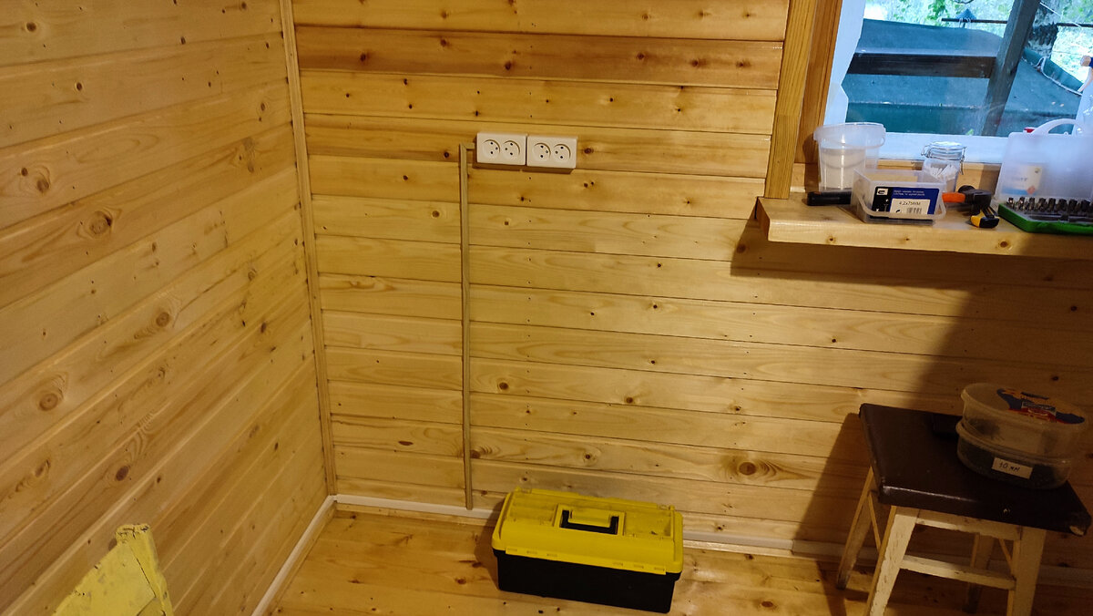 Три розетка