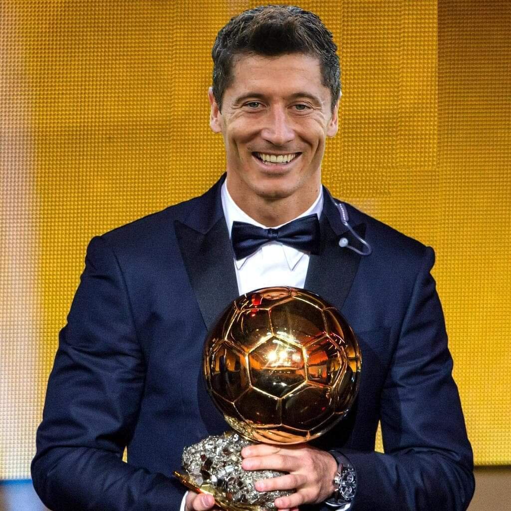 "France Football" может вручить Роберту Левандовскому "Золотой мяч" за 2020 год. Источник фото: 9111.ru