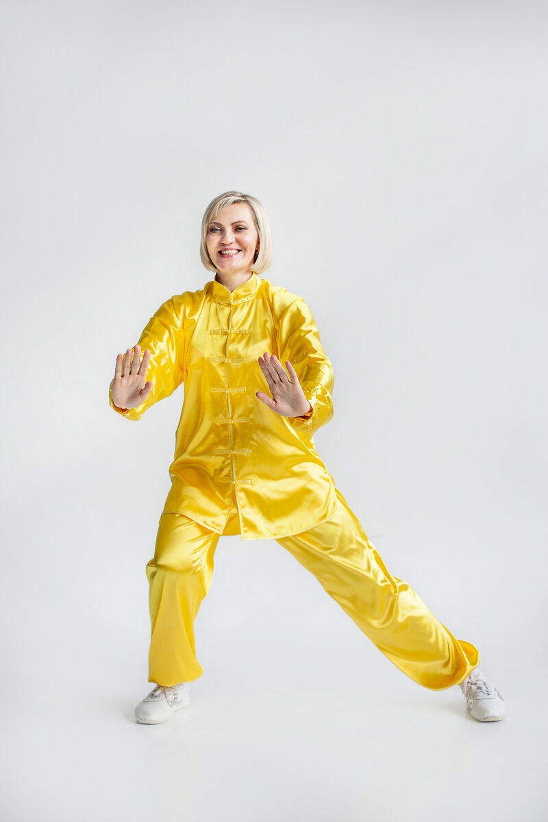 Базовое перемещение и стойка в техниках Даоинь