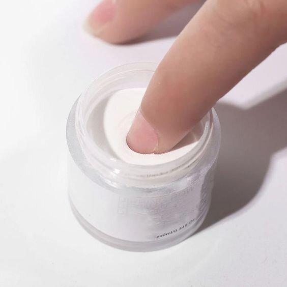 Укрепление ногтей акриловой пудрой