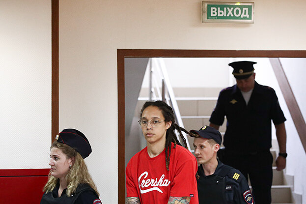     Бриттни Грайнер.Дарья Исаева