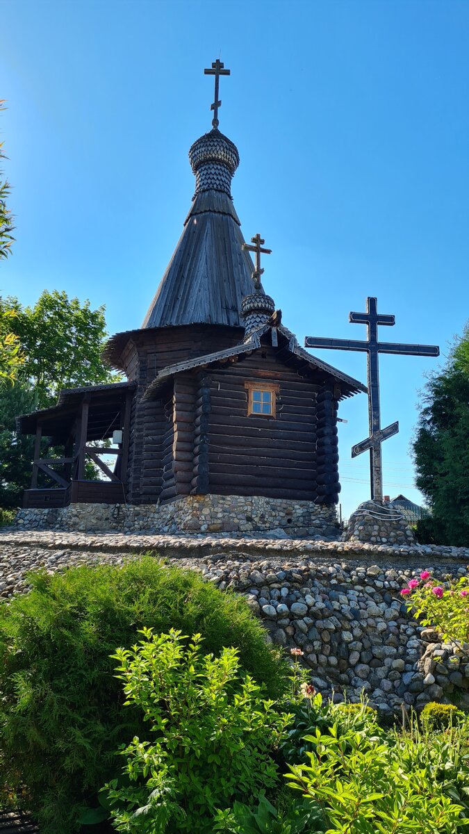 Часовня на источнике святого Ферапонта. Фото: Игорь Мартынов.