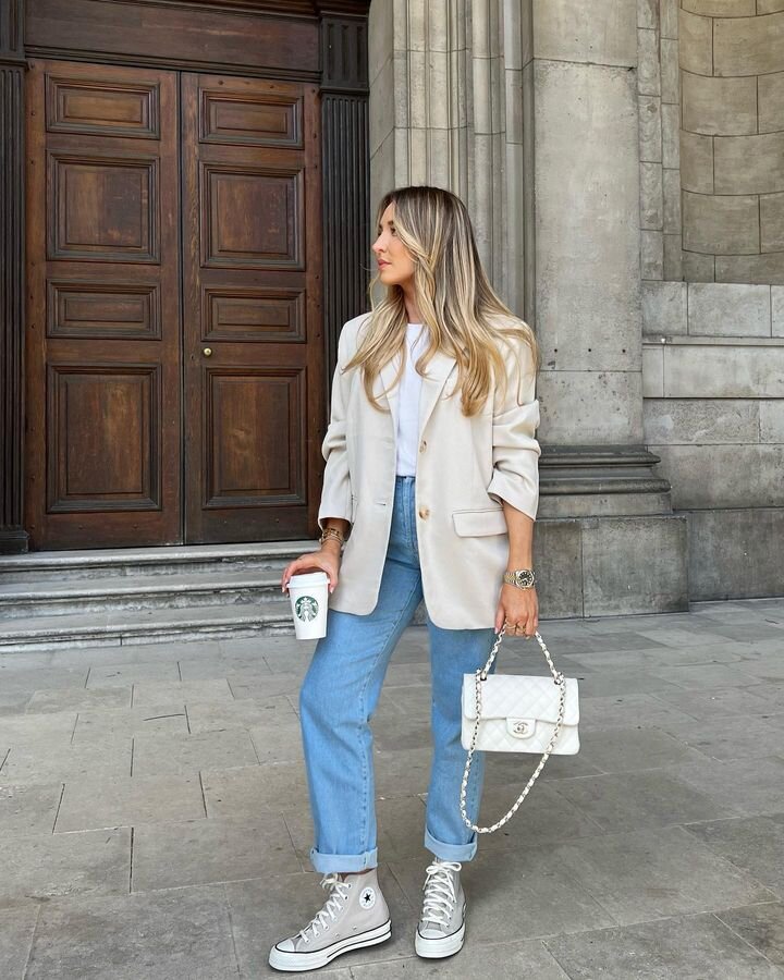 White Converse outfit