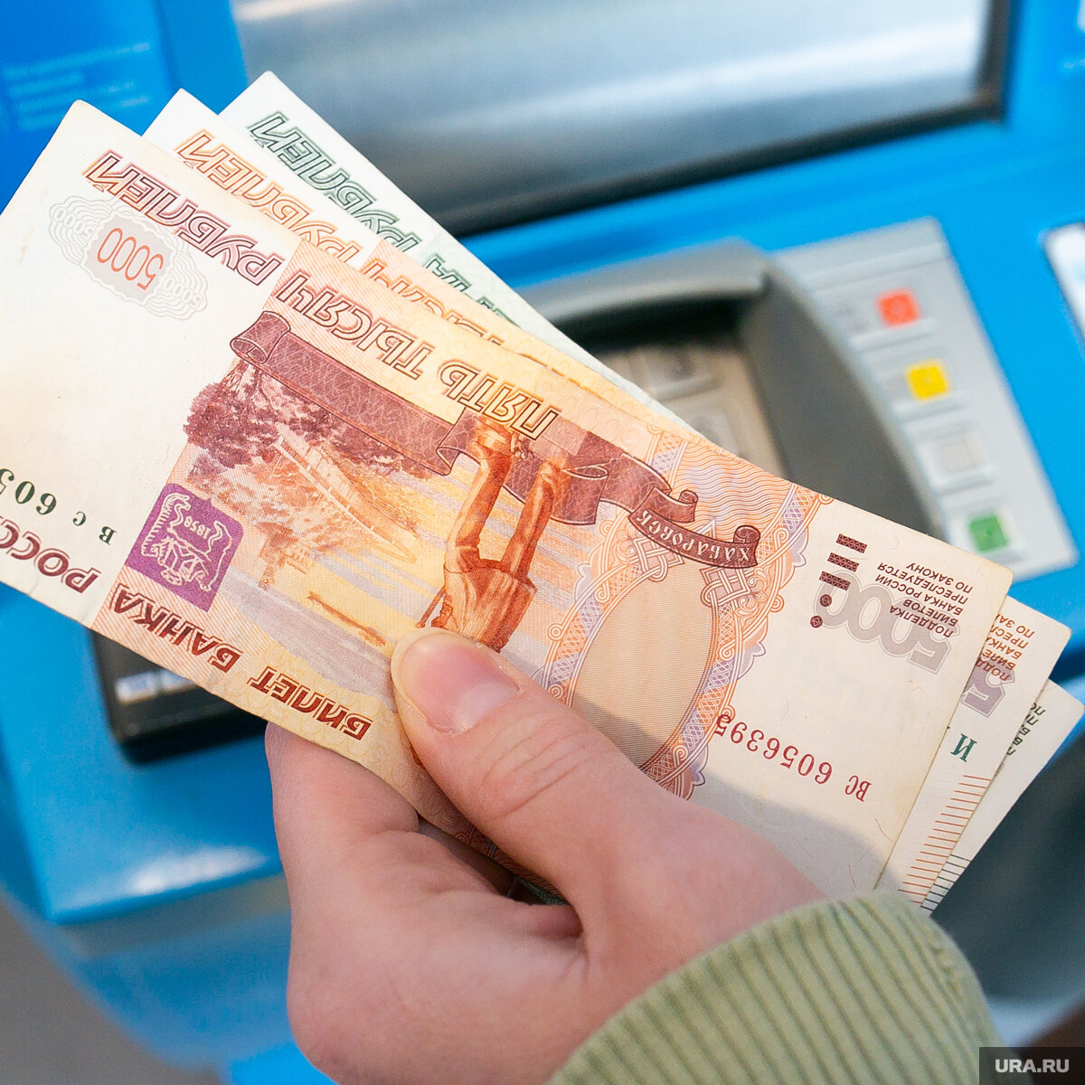 Теперь переводы без комиссий 