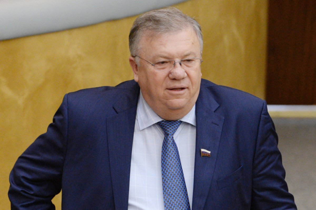    Владимир Комоедов.