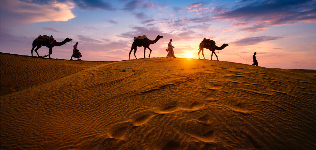 Средняя температура в пустыне Тар в июле — +32 °C, в январе — +16 °C Фото: © Dmitry Rukhlenko / Shutterstock / FOTODOM