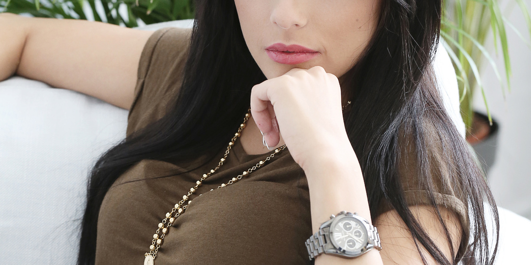 -Сестра вместе с мужем отняли у меня квартиру! Теперь ей нужна помощь, а я помогать не собираюсь