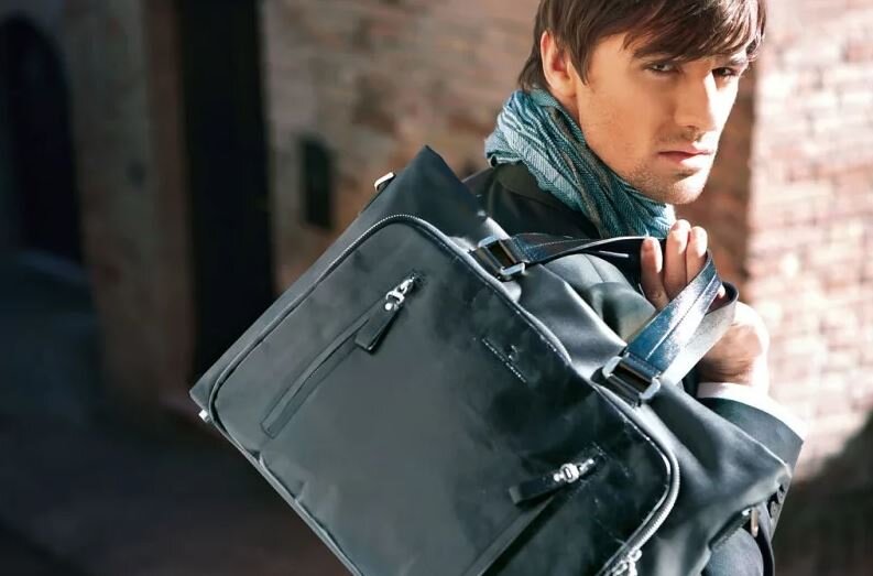 Мужские сумки francesco. Francesco Marconi сумки. Сумка мужская. Реклама мужских сумок. Сумки мужские молодежные.