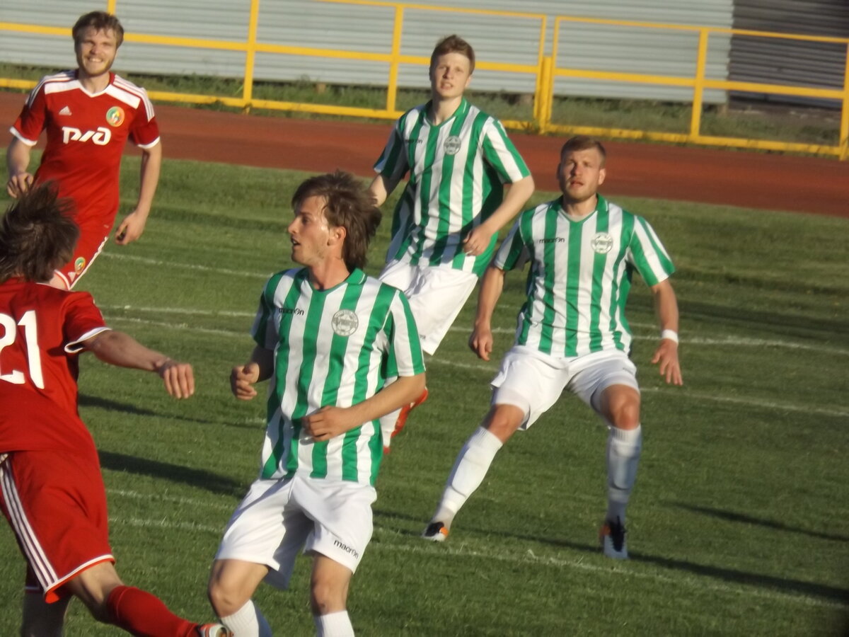 ФК "Елец" в Лисках всегда "приходится" нелегко...