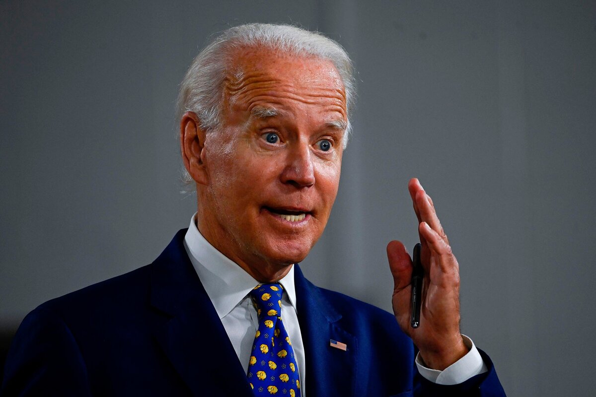 Байден. Теперь попросим на трибуну начальника транспортного цеха Си.