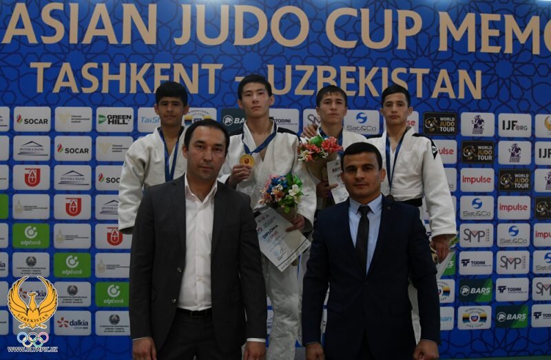 Соревнования продолжаются.