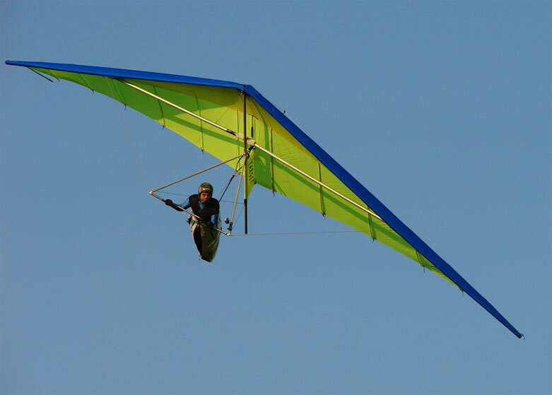 Дельтаплан, фото взято с сайта: https://www.extreme-style.ru