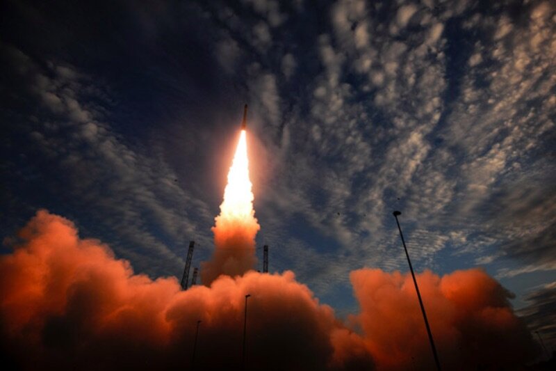 Миссия Flight VV15 стала первым провалом из всех запусков Vega. Вывод на солнечно-синхронную орбиту спутника дистанционного зондирования земли Falcon Eye 1 в интересах вооруженных сил Объединенных Арабских Эмиратов закончился его потерей.
