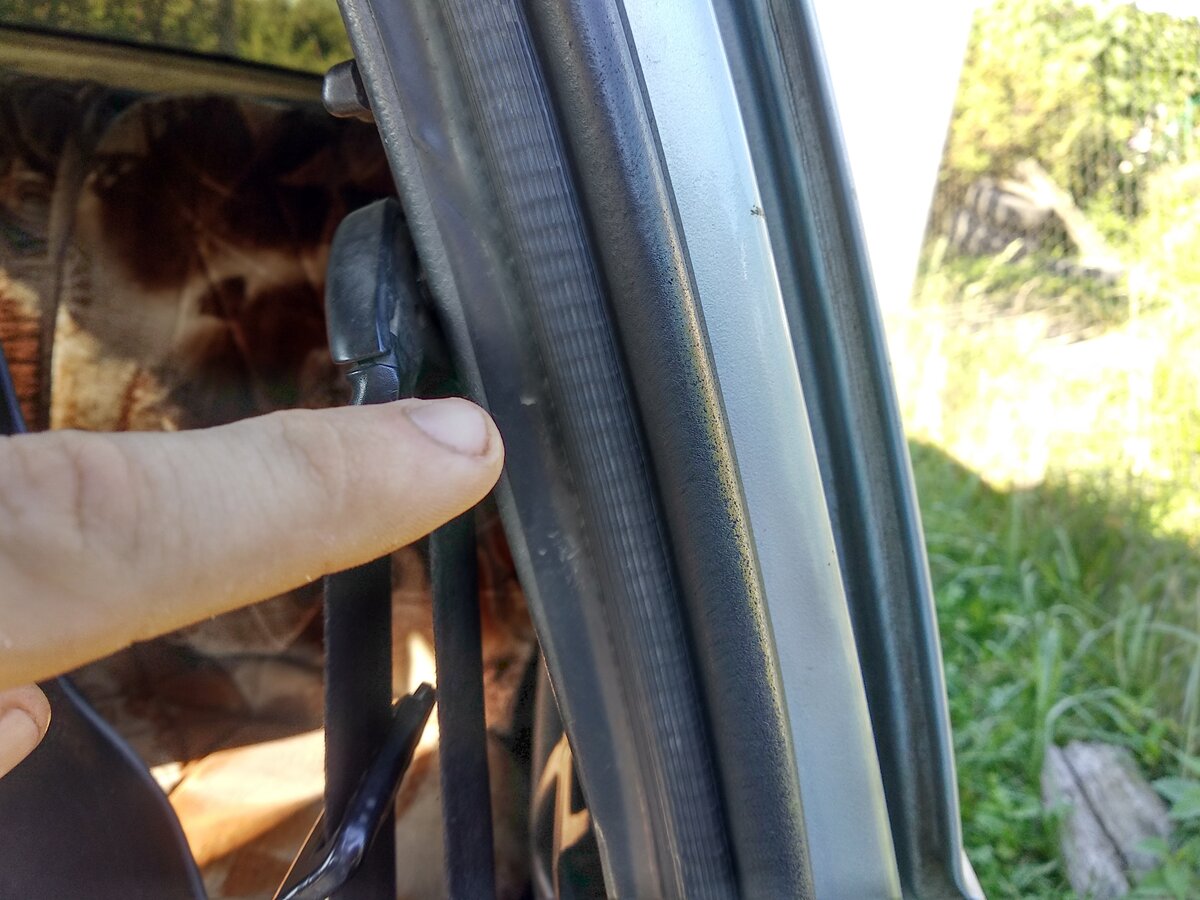 Отогнулась дверь водителя ауди можно выпрямить