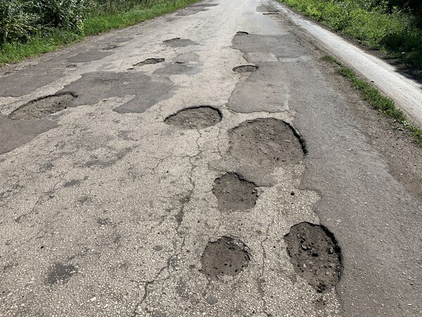 Новая дорога и вертолетная площадка. Такого в деревне я увидеть не ожидал