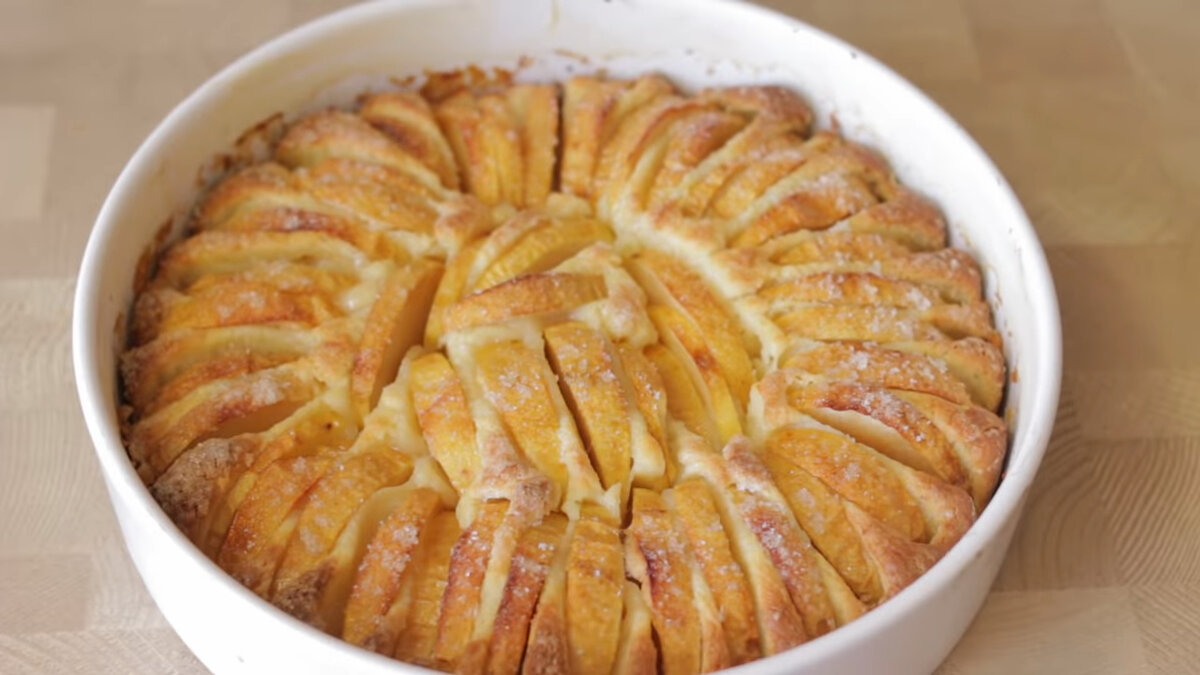 Яблочный пирог с хрустящей корочкой