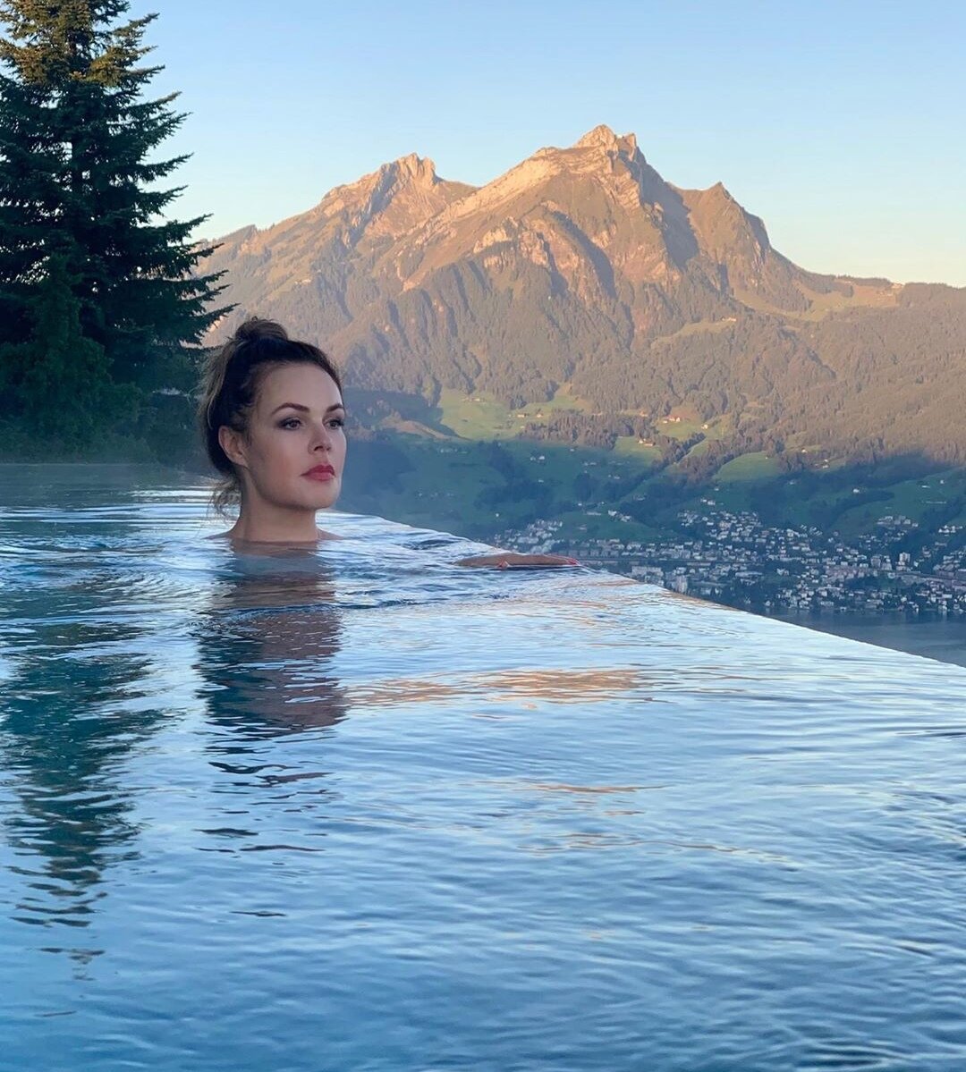 Фото из Instagram телеведущей:https://instagram.com/ekaterinaandreeva_official?igshid=19i3h5lf6du2e