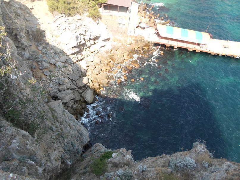 Ласточкино Гнездо-замок,вид с верху