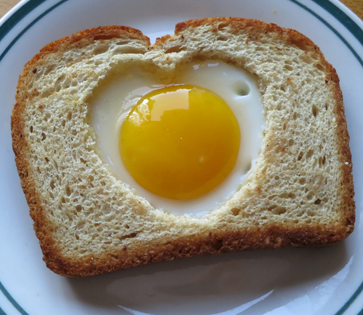 Хлеб в яйце с сахаром
