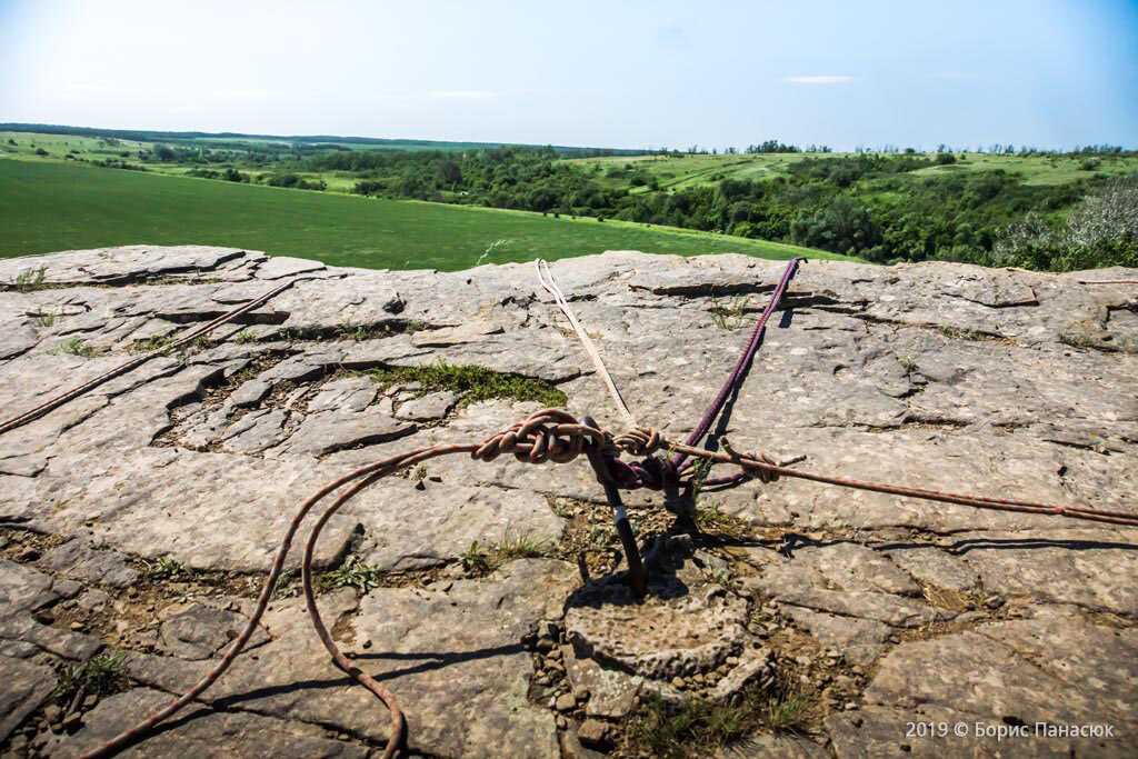 Бетонированные крюки